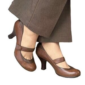 Sofft Sz 8.5 Viva Pumps Mary Janes Comfort Office Business Casual Work Career
